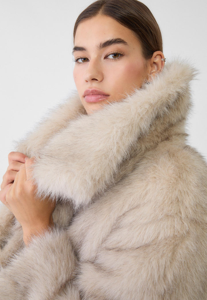 Lily Faux fur coat