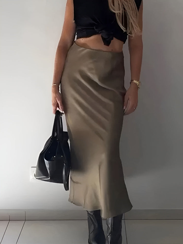 Silky chic long skirt