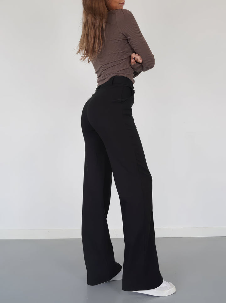 Wide leg trousers