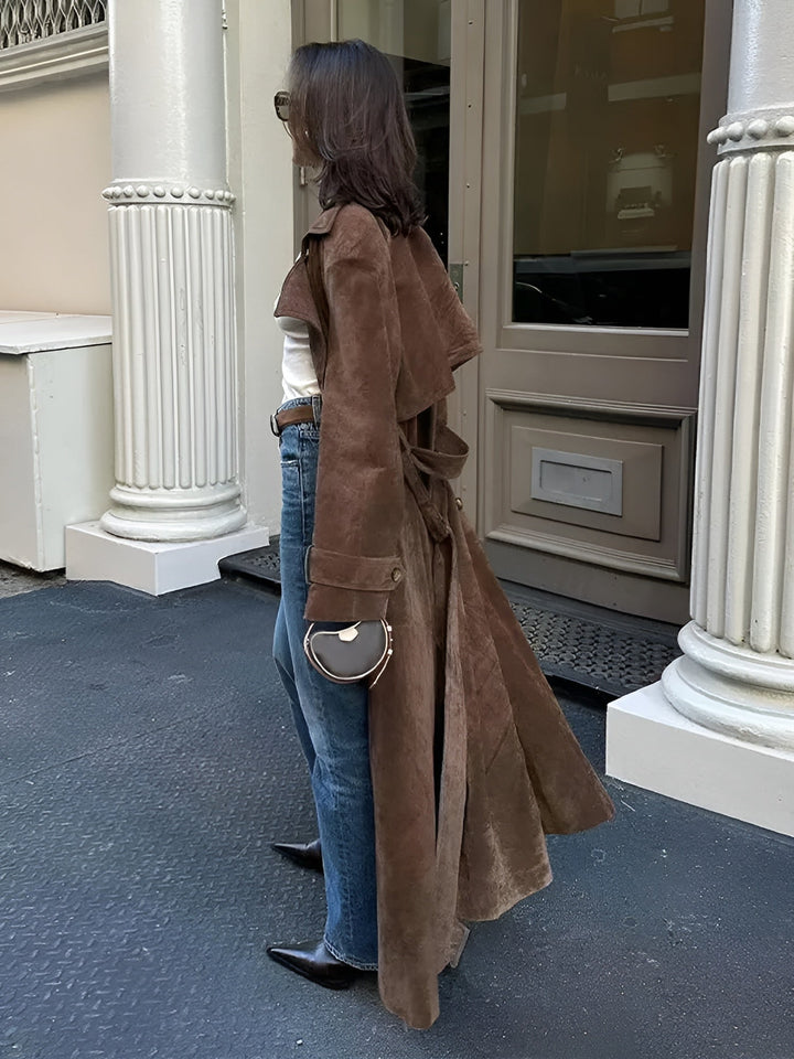 Trendy long coat with belt