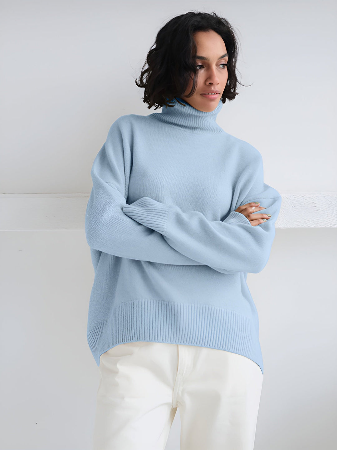 Loose thick knit jumper with collar