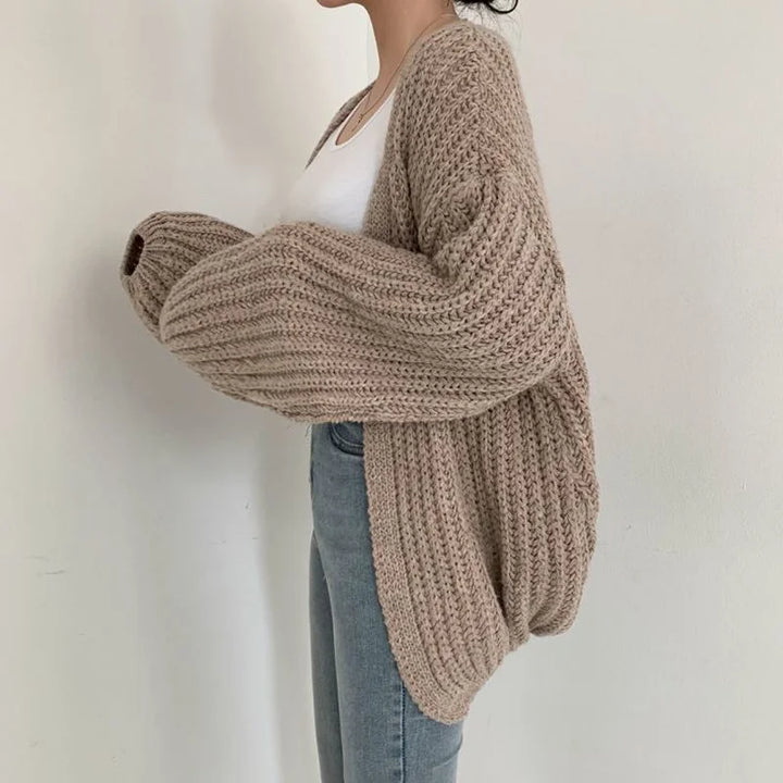 Fancy knitted cardigan