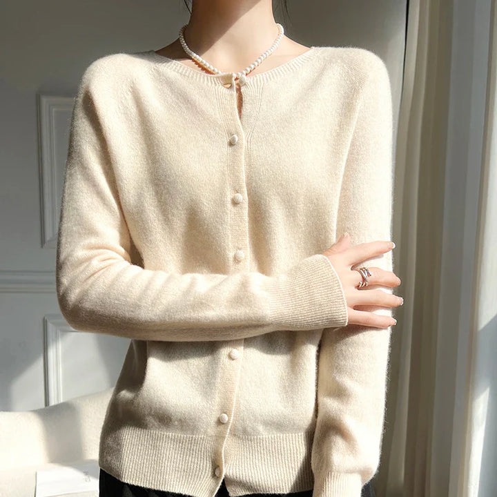 Cardigan with buttons