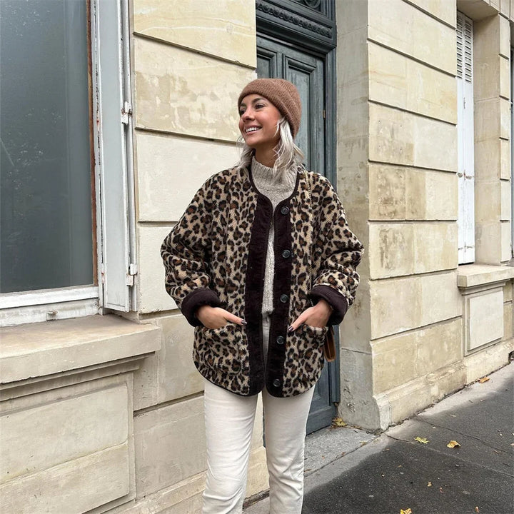 Trendy leopard coat