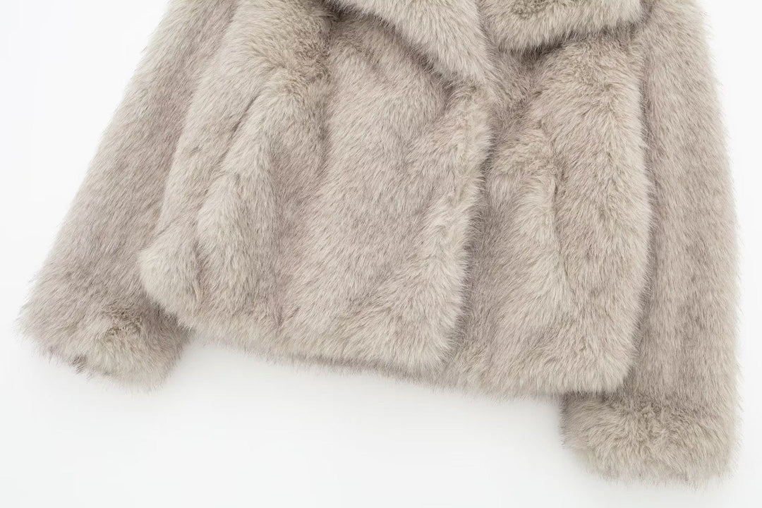 Lily Faux fur coat